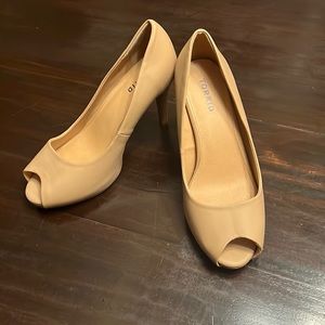Torrid Size 10 Peep Toe 4” Heels